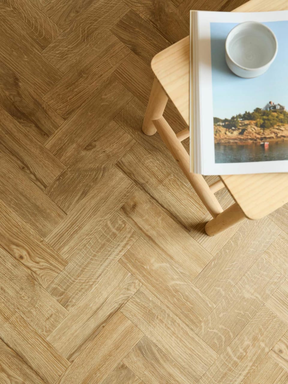 スポーツ OAK Featured Oak: Beautifully designed LVT flooring from the Amtico